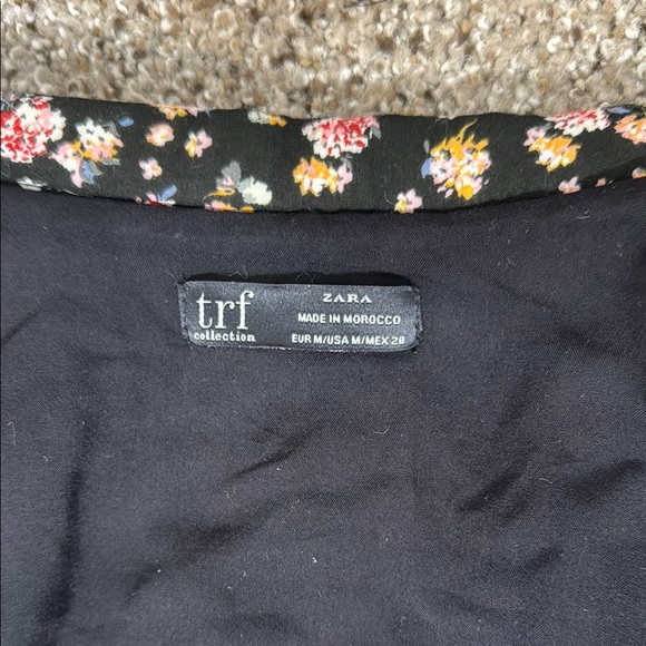 ZARA Floral Bomber Jacket with Relaxed Silhouette and Cropped Length Medium - Picture 9 of 13